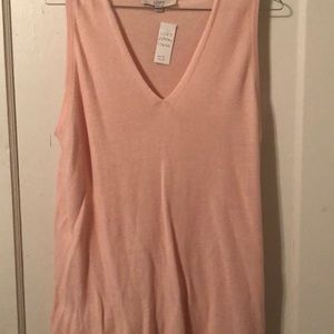 Pale pink v neck thin sweater